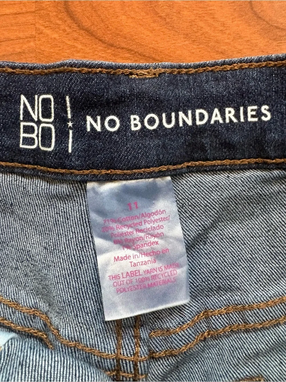 No Boundaries Women's Blue Denim Frayed Cutoff Shorts